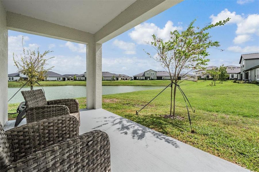 Exterior details and patio area of a home in , San Antonio (Image 25).