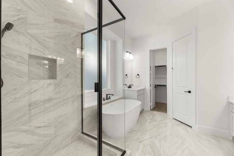 18. 4717 Allende - Bath