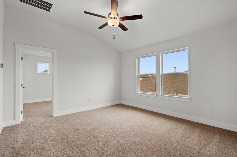 Spacious, unfurnished interior of a new home in Enclave at Cele, Pflugerville (Image 21). Spacious, unfurnished interior of a new home in Enclave at Cele, Pflugerville (Image 21).