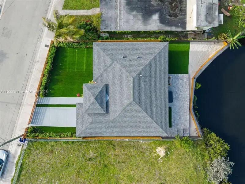 Image 38 of a home in .