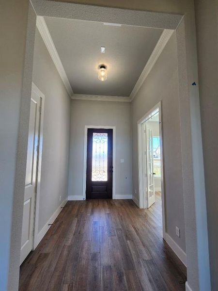Spacious, unfurnished interior of a new home in Rocky Top, Krum (Image 19).