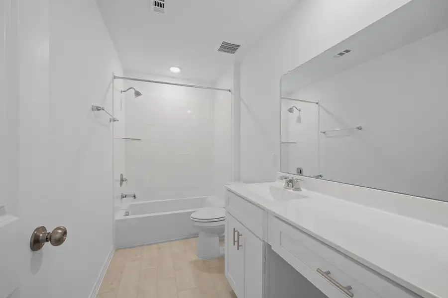 Furnished interior view inside a new home in River Ranch, Dayton (Image 9). Furnished interior view inside a new home in River Ranch, Dayton (Image 9).