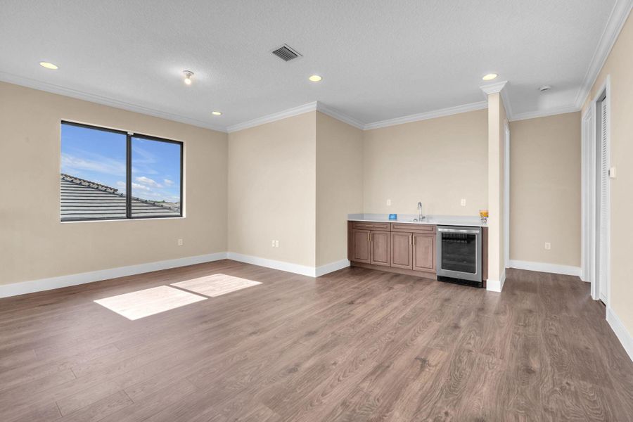 Spacious, unfurnished interior of a new home in , Ave Maria (Image 54).