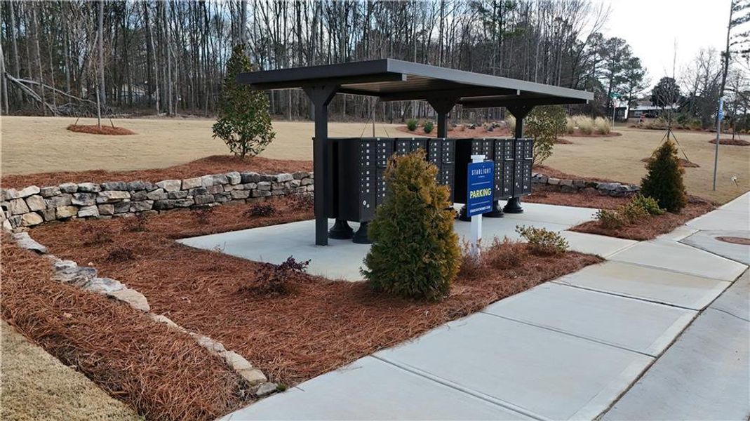 Community amenities in Kingston Cove, Auburn (Image 13).