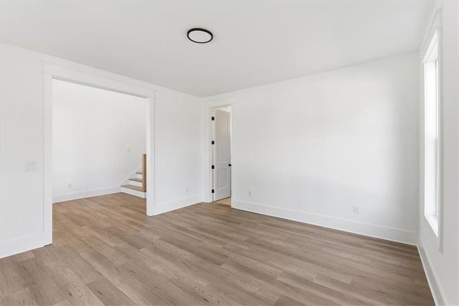 Spacious, unfurnished interior of a new home in , Waleska (Image 26).