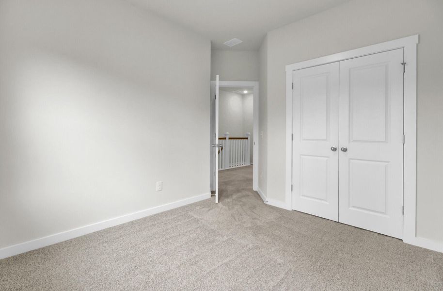 Spacious, unfurnished interior of a new home in Indigo Grove Townhomes, Johns Island (Image 25).