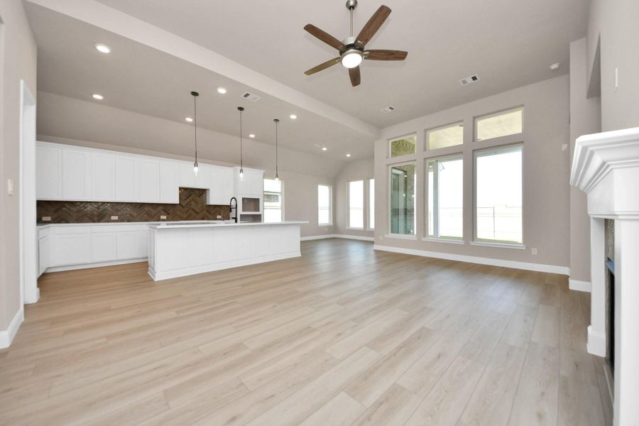 Spacious, unfurnished interior of a new home in Bridgeland: Heritage Collection, Cypress (Image 30). Spacious, unfurnished interior of a new home in Bridgeland: Heritage Collection, Cypress (Image 30).