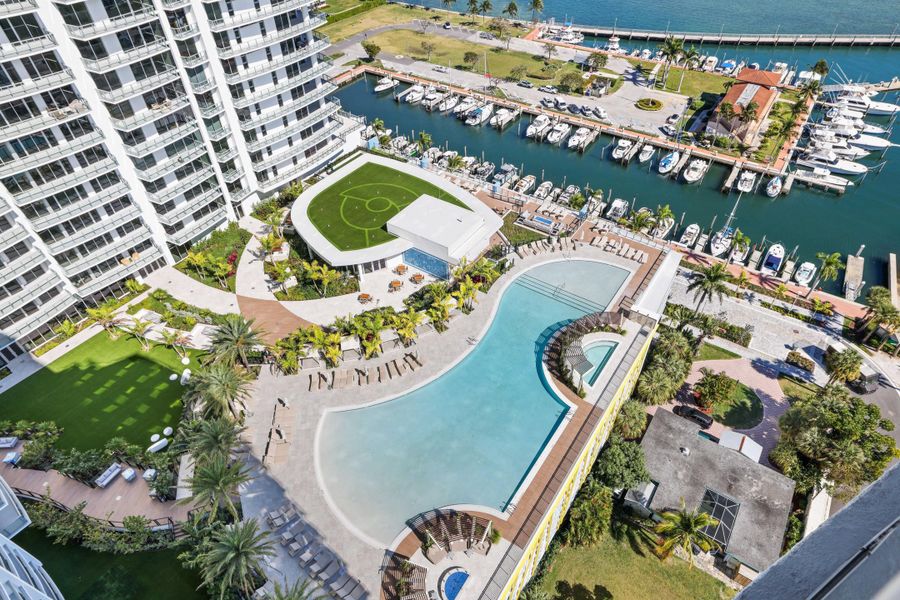 Nautilus Swimming Pool