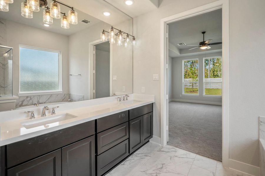 Furnished interior view inside a new home in ARTAVIA 55' Lots, Conroe (Image 10). Furnished interior view inside a new home in ARTAVIA 55' Lots, Conroe (Image 10).