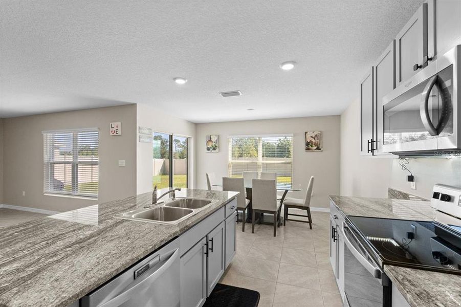 Furnished interior view inside a new home in Silverstone North, Palmetto (Image 15).