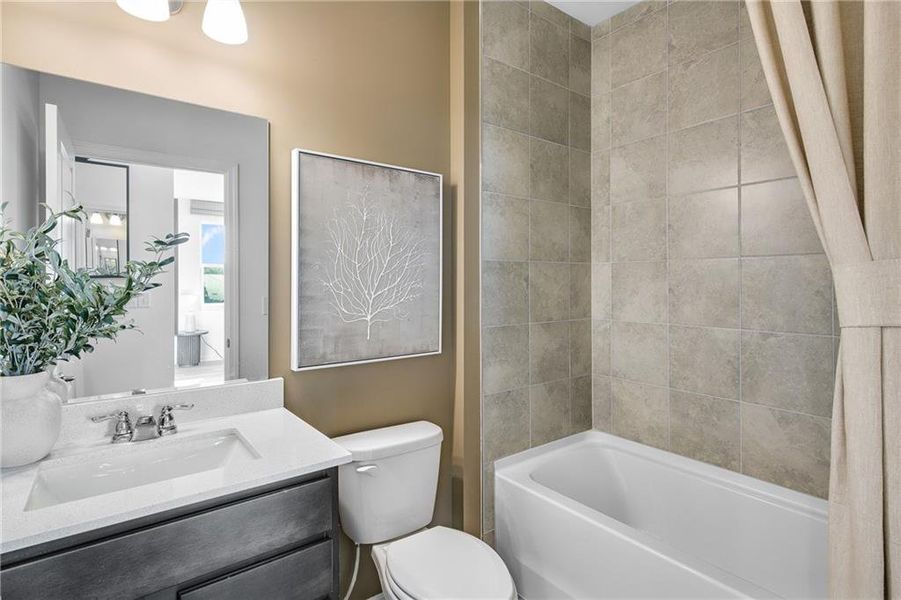 Furnished interior view inside a new home in Sun City Peachtree, Griffin (Image 21). Furnished interior view inside a new home in Sun City Peachtree, Griffin (Image 21).