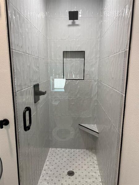 Furnished interior view inside a new home in , Strawn (Image 6).