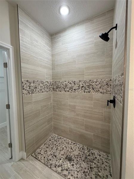 Close-up of interior finishes inside a home in , Auburndale (Image 16).
