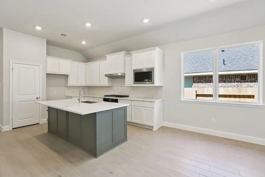 Furnished interior view inside a new home in Woodhavyn 40', Magnolia (Image 7).
