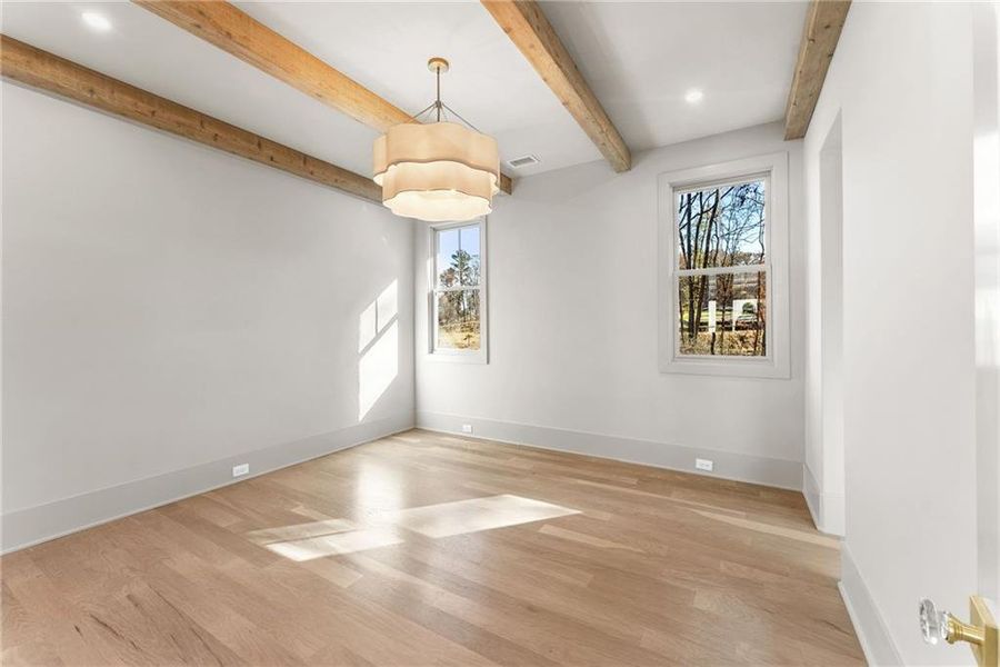 Spacious, unfurnished interior of a new home in , Chattahoochee Hills (Image 13).