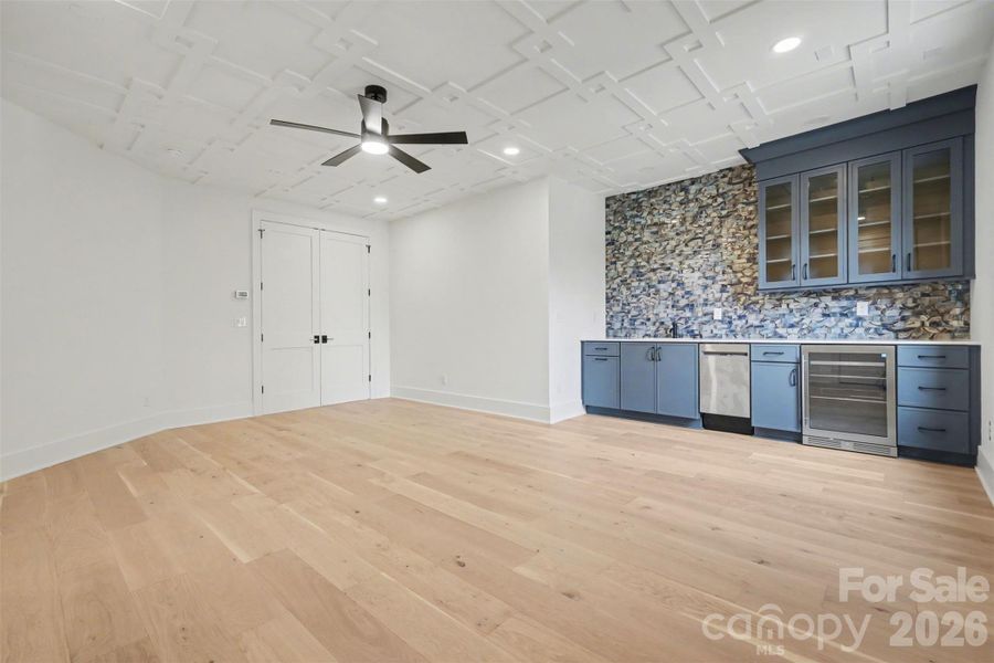 Spacious, unfurnished interior of a new home in , Concord (Image 20).