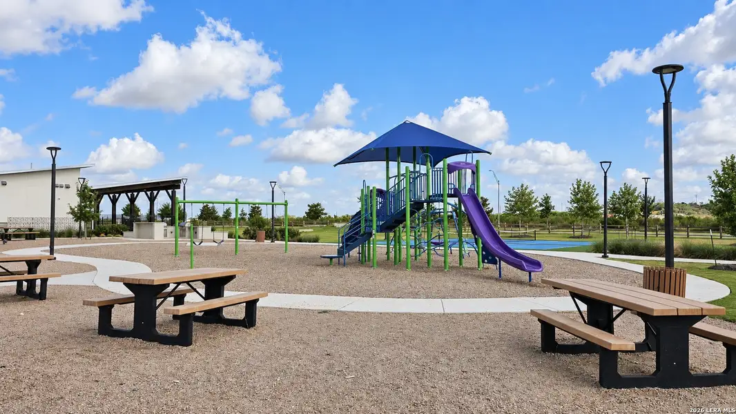 Community amenities in , Converse (Image 73). Community amenities in , Converse (Image 73).