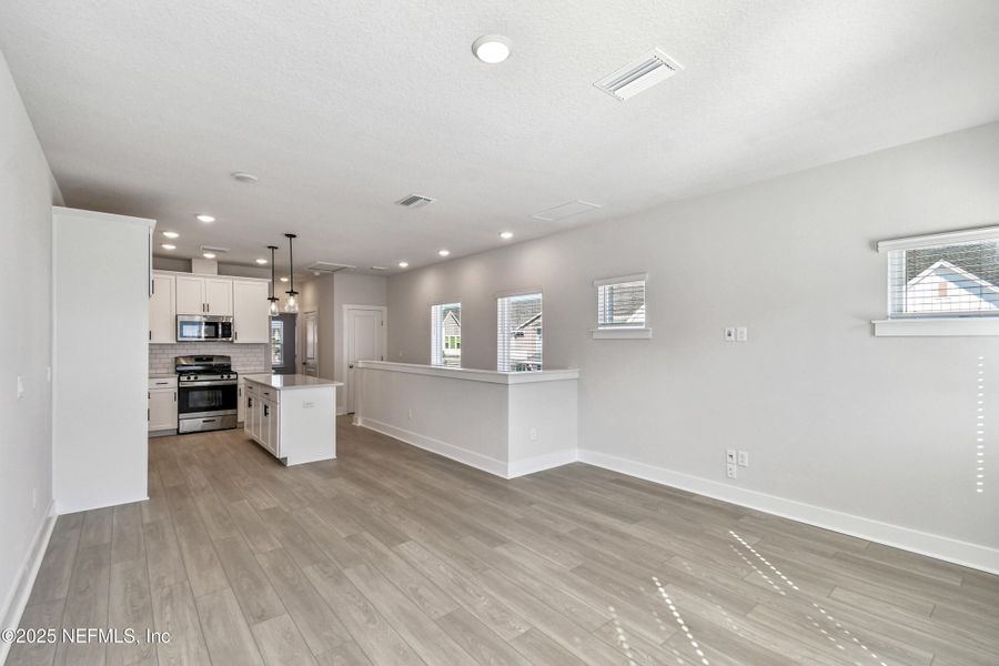Spacious, unfurnished interior of a new home in Kettering at eTown - Garden Collection, Jacksonville (Image 13). Spacious, unfurnished interior of a new home in Kettering at eTown - Garden Collection, Jacksonville (Image 13).
