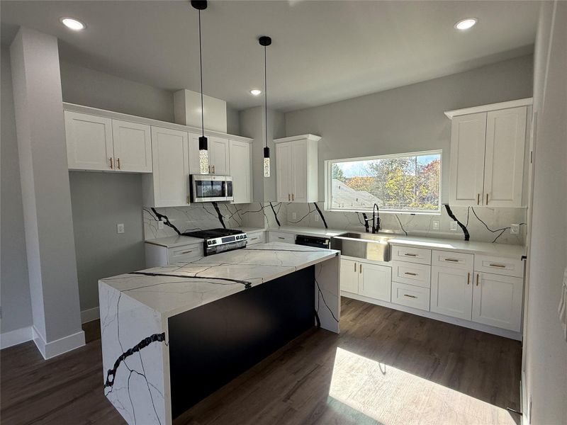 Furnished interior view inside a new home in , Houston (Image 7).