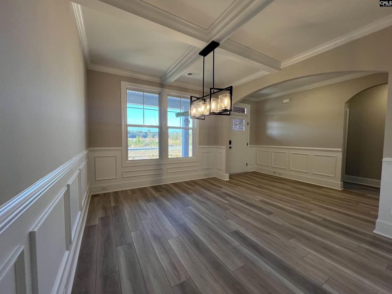 Spacious, unfurnished interior of a new home in The Cove, Sumter (Image 31).
