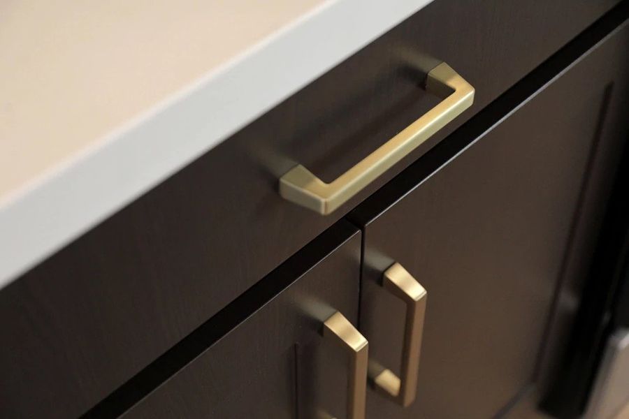 Oxford Collection cabinet detail