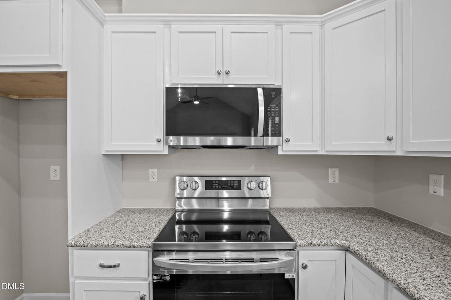 9-web-or-mls-BLS_0021 9-web-or-mls-BLS_0021