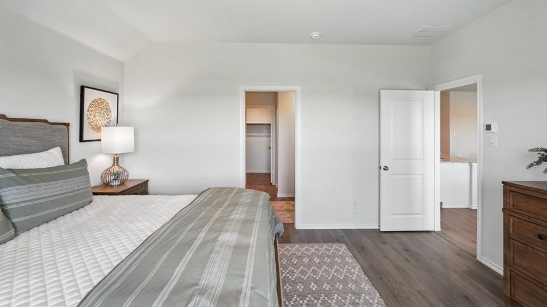 Furnished interior view inside a new home in Saddlebrook, Waxahachie (Image 37).