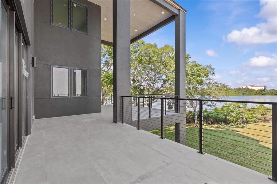 Image 36 of a home in .