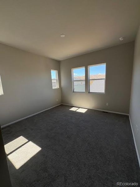 Spacious, unfurnished interior of a new home in , Golden (Image 7).