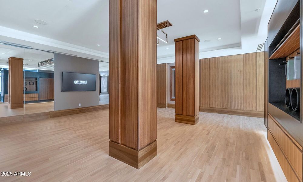 Clubhouse Movement room