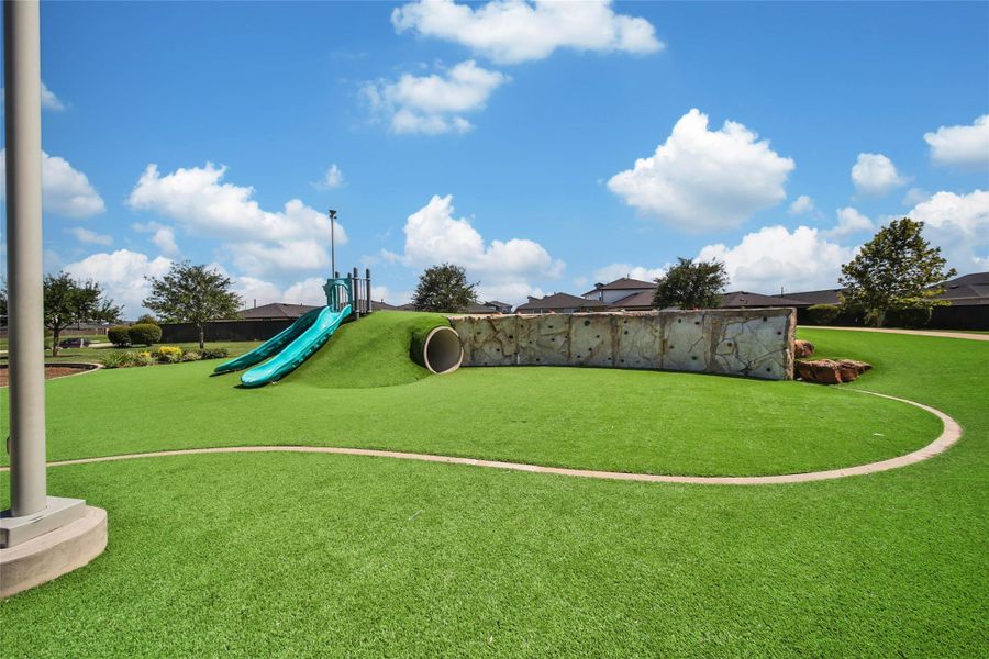 Community amenities in City Gate, Houston (Image 31).