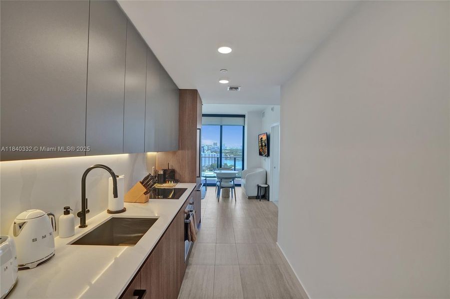 Furnished interior view inside a new home in , Miami Beach (Image 4).