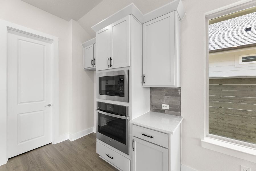 Representative furnished interior of a home built from the Hazel by Tri Pointe Homes in Treeline, Justin (Image 9).