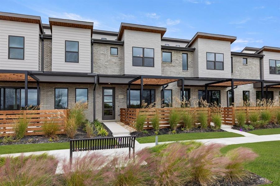 02. 2005 Aldrich - Front (2)