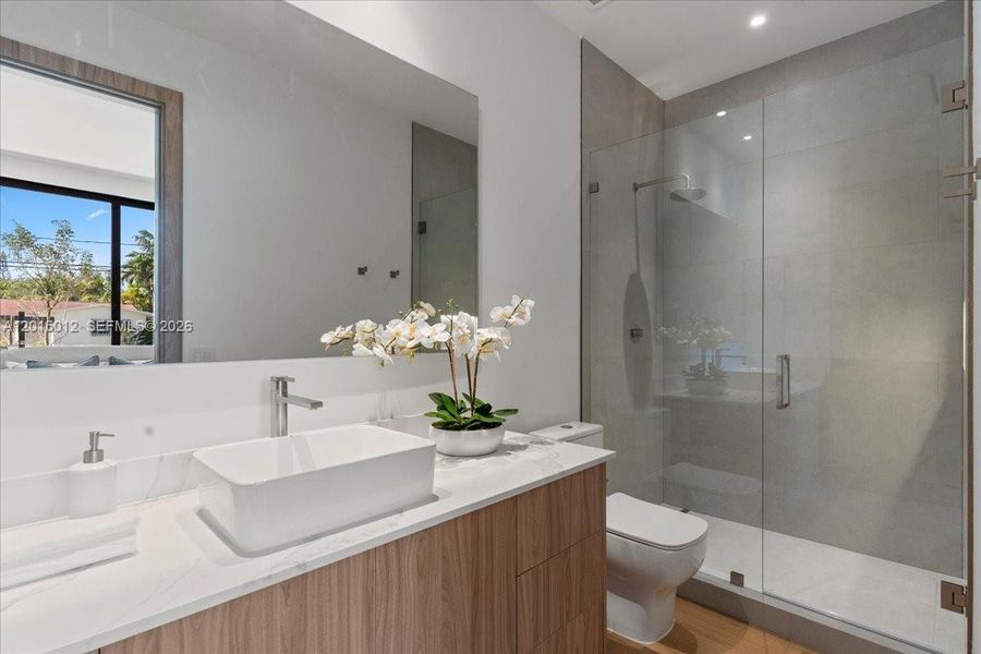 Furnished interior view inside a new home in , Miami (Image 15).