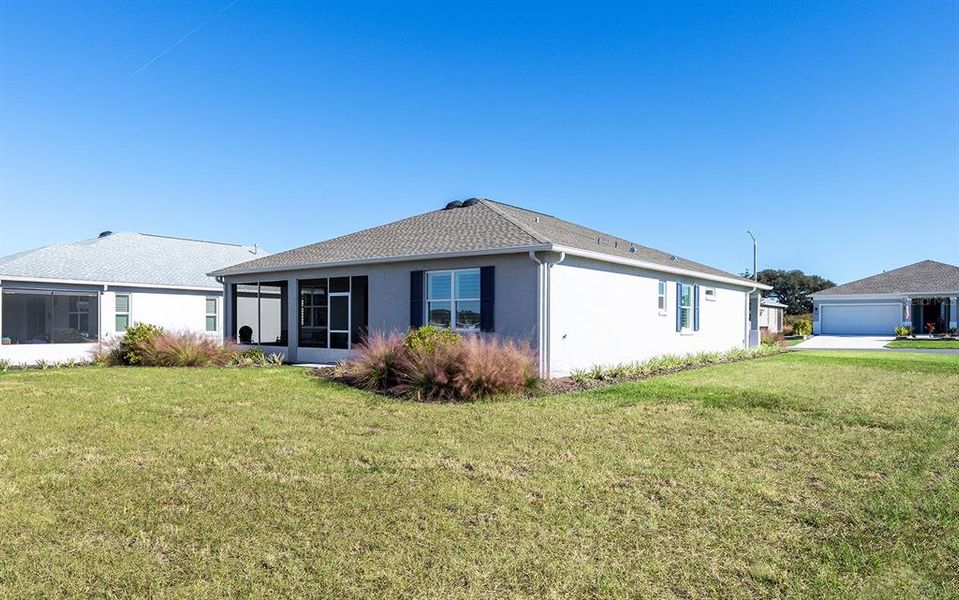 Exterior details and patio area of a home in , Ocala (Image 30).