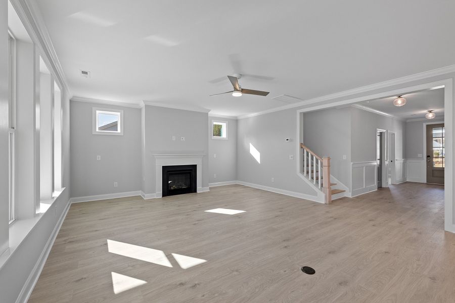 Representative unfurnished interior of a home built from the The Hampton by RobuckHomes in Baylee Ridge, Selma (Image 141).