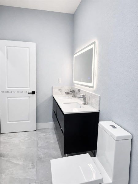 Furnished interior view inside a new home in , West Palm Beach (Image 8).