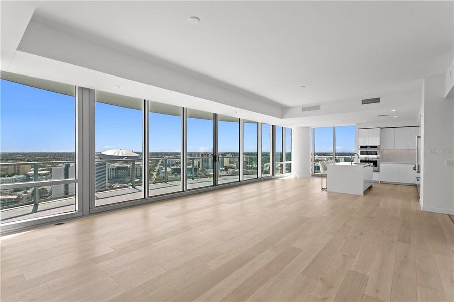 Spacious, unfurnished interior of a new home in , St. Petersburg (Image 18). Spacious, unfurnished interior of a new home in , St. Petersburg (Image 18).