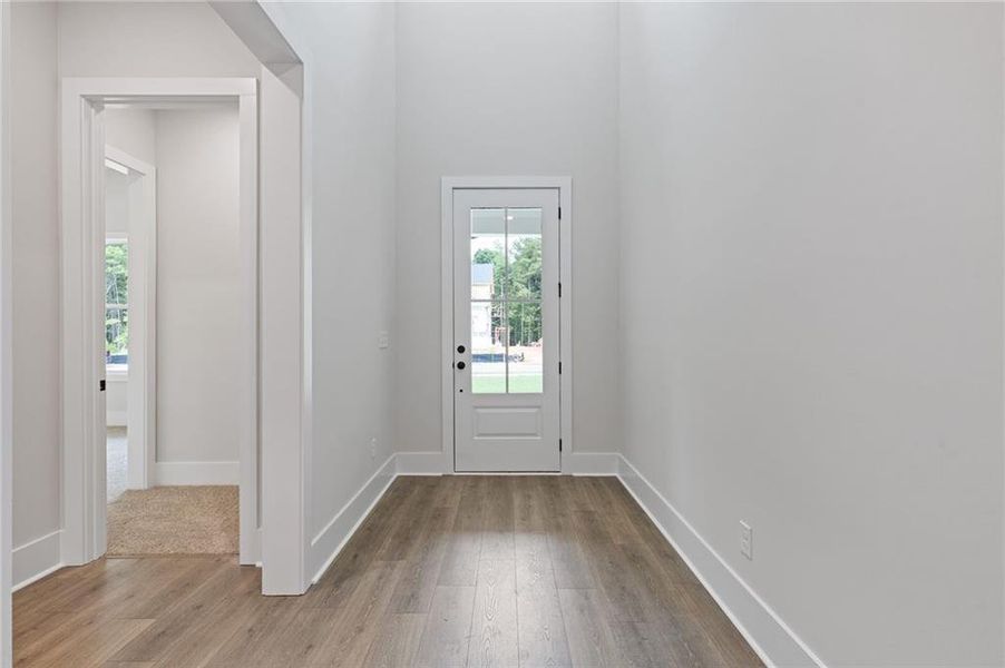 Spacious, unfurnished interior of a new home in , Watkinsville (Image 49). Spacious, unfurnished interior of a new home in , Watkinsville (Image 49).