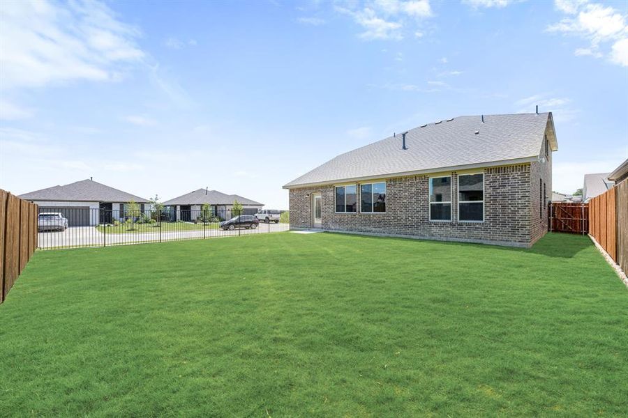 Image 35 of a home in Godley Ranch Elements. Image 35 of a home in Godley Ranch Elements.