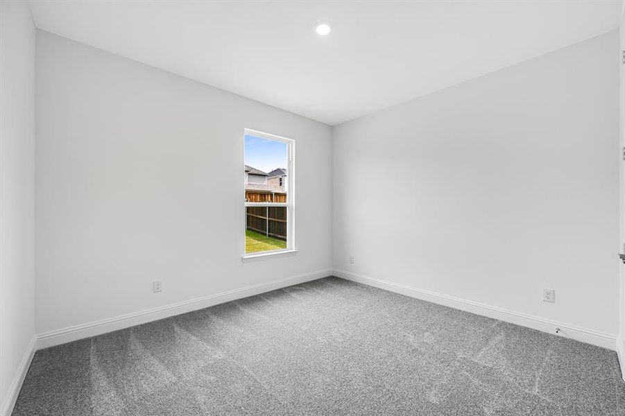 1408 Holly Trail ~ Ready Now!