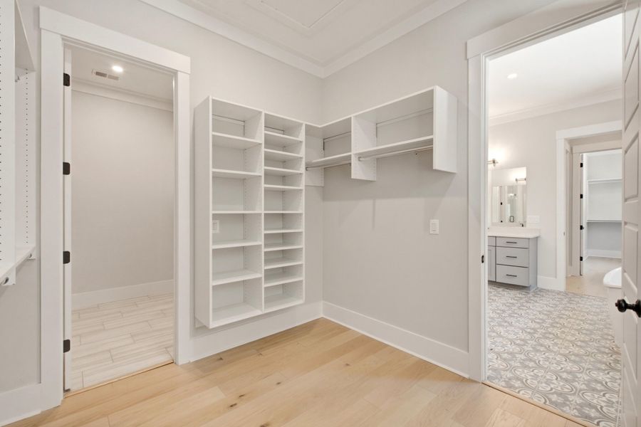 Image 82 of a home in .