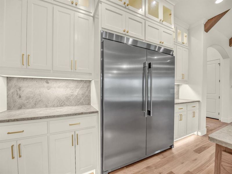 Furnished interior view inside a new home in , Weatherford (Image 8).