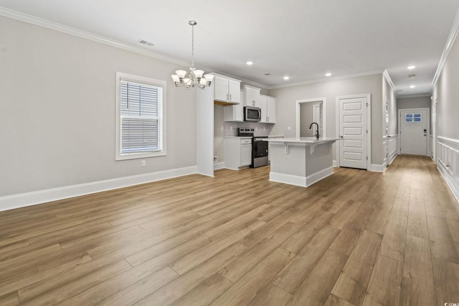 Spacious, unfurnished interior of a new home in White Oak Estates, Conway (Image 13).
