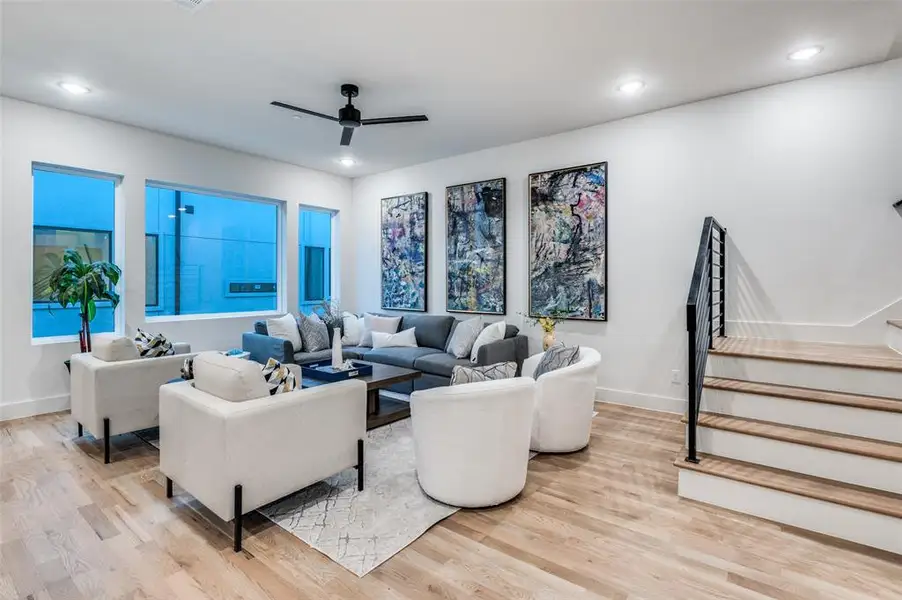 Furnished interior view inside a new home in , Dallas (Image 22).