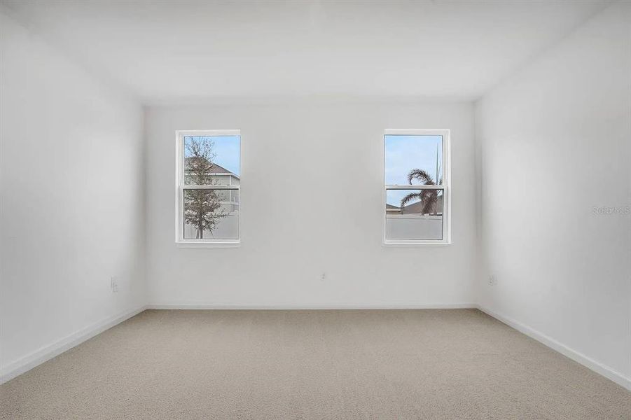 Spacious, unfurnished interior of a new home in Cypress Park Estates, Haines City (Image 37).