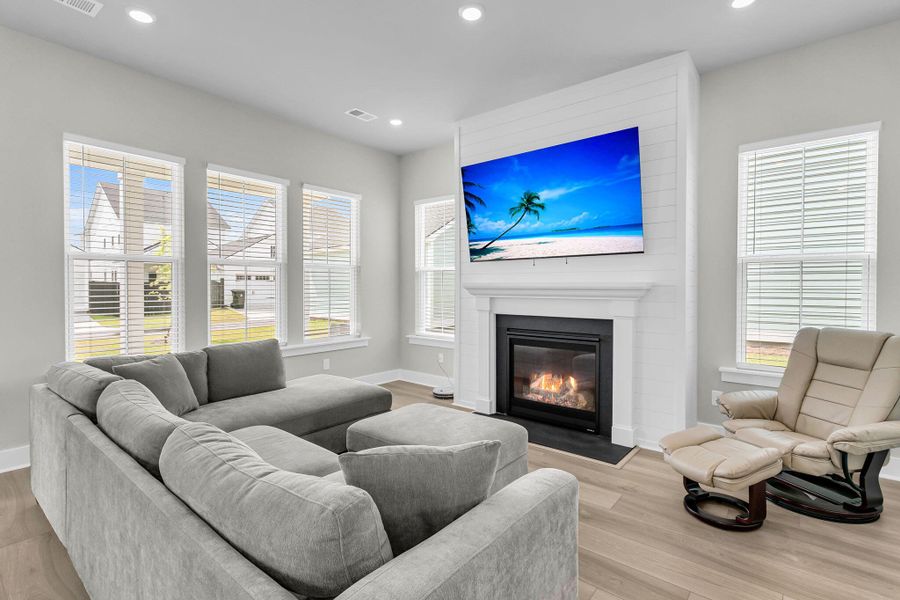 Furnished interior view inside a new home in Carnes Crossroads, Summerville (Image 41). Furnished interior view inside a new home in Carnes Crossroads, Summerville (Image 41).