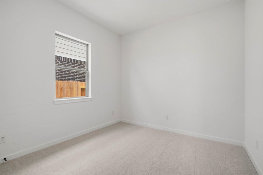 Spacious, unfurnished interior of a new home in , Katy (Image 8).