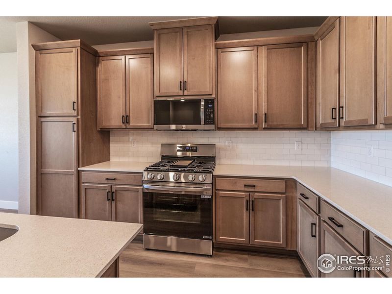 EXAMPLE PHOTO: KITCHEN